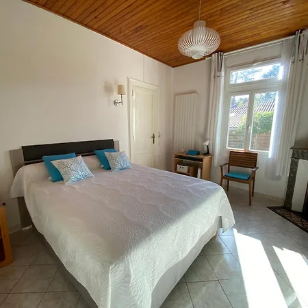 Maison Fleurie Quartier Calme 아르카숑