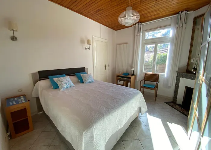 Maison Fleurie Quartier Calme 아르카숑