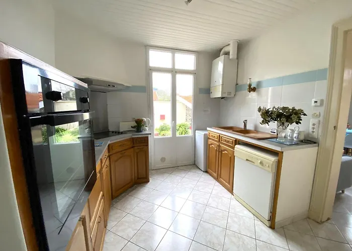 Maison Fleurie Quartier Calme 아르카숑